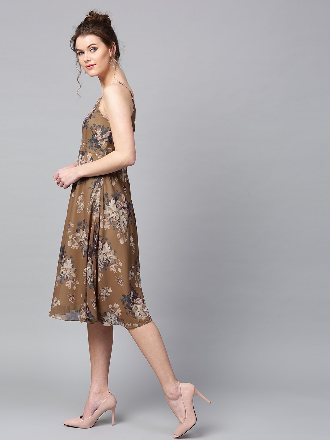 11518700939676-SASSAFRAS-Women-Brown-Printed-A-Line-Dress-7651518700939501-3_c9fee06b-5370-4270-8513-a85aa6ffe02b