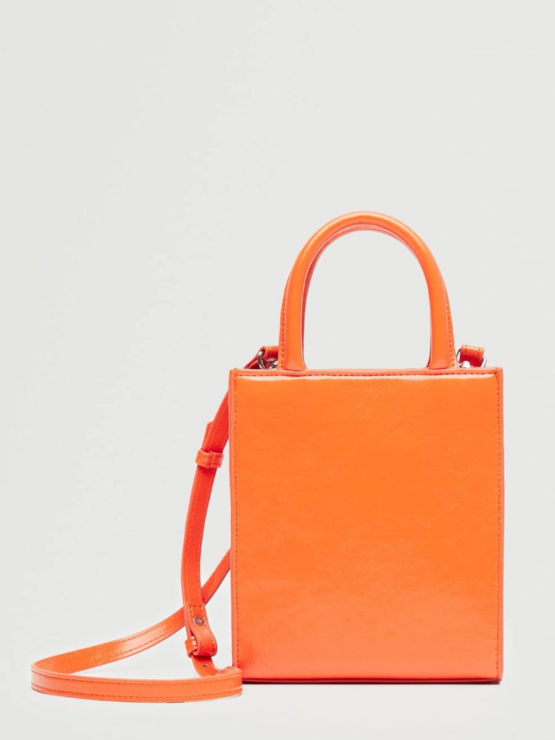 1d0dcf05-d291-4e1f-88dc-e67575e4946e1668512666856-MANGO-Orange-Solid-Structured-Handheld-Bag-with-Detachable-S-2 Orange