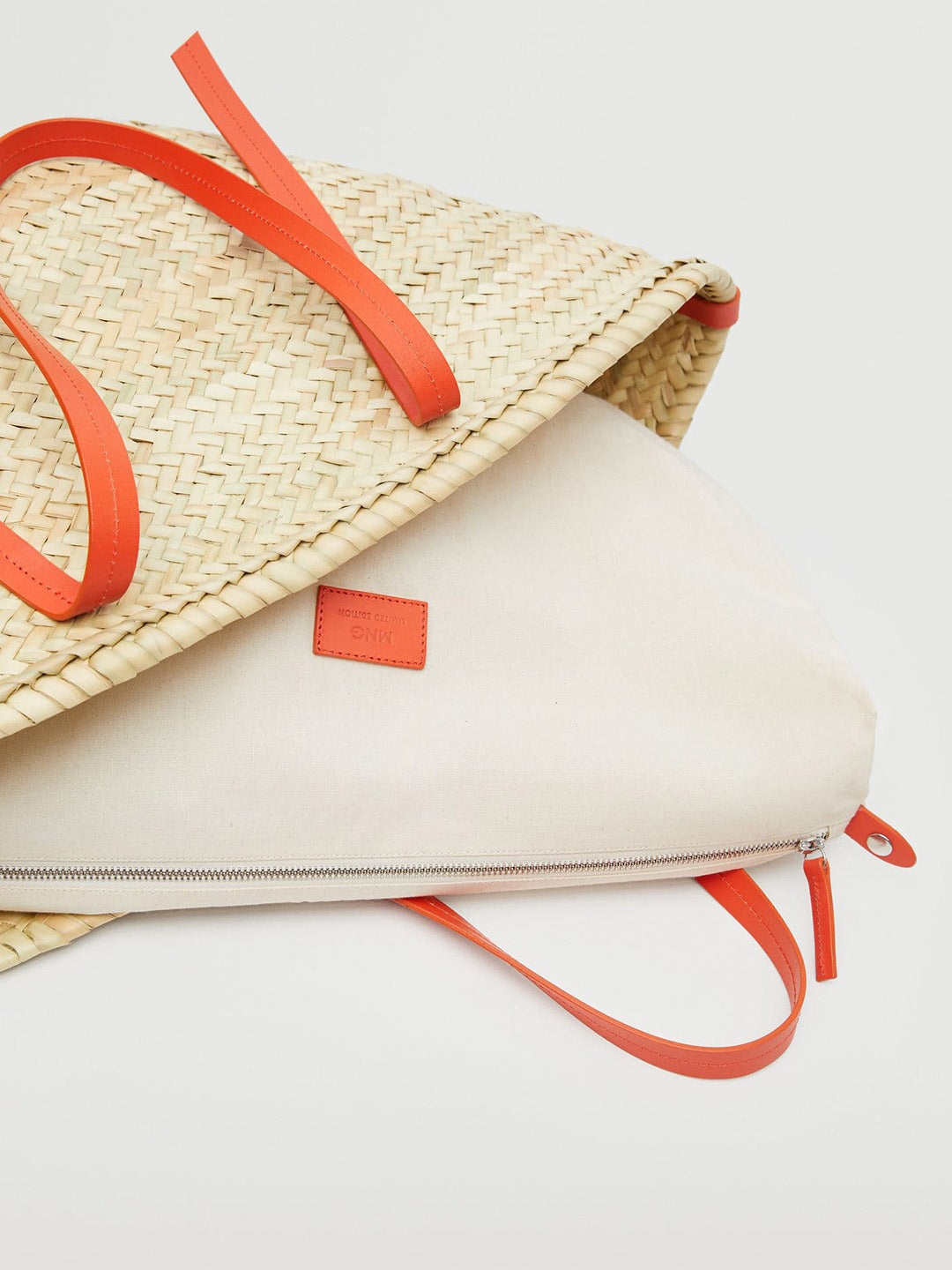 Basketweave Bucket Shoulder Bag MANGO Orange