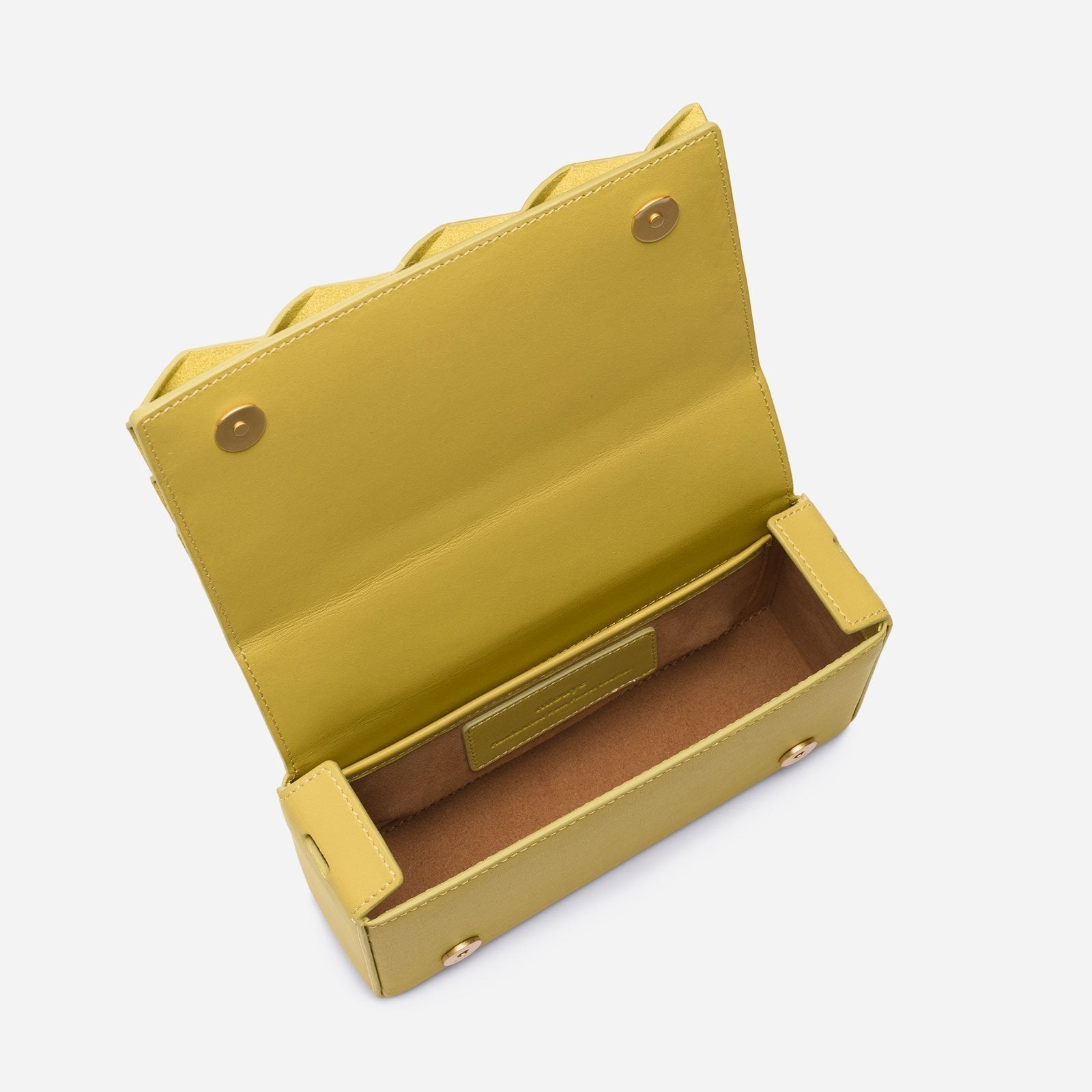 Brick Mlouye