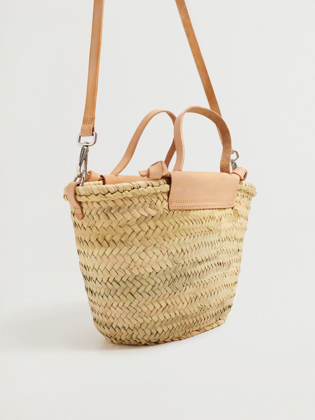 22682fc9-d80a-48ec-9840-71f80fc9ab151631524756039-MANGO-Beige-Basket-Weave-Textured-Handcrafted-Sustainable-Ha-3